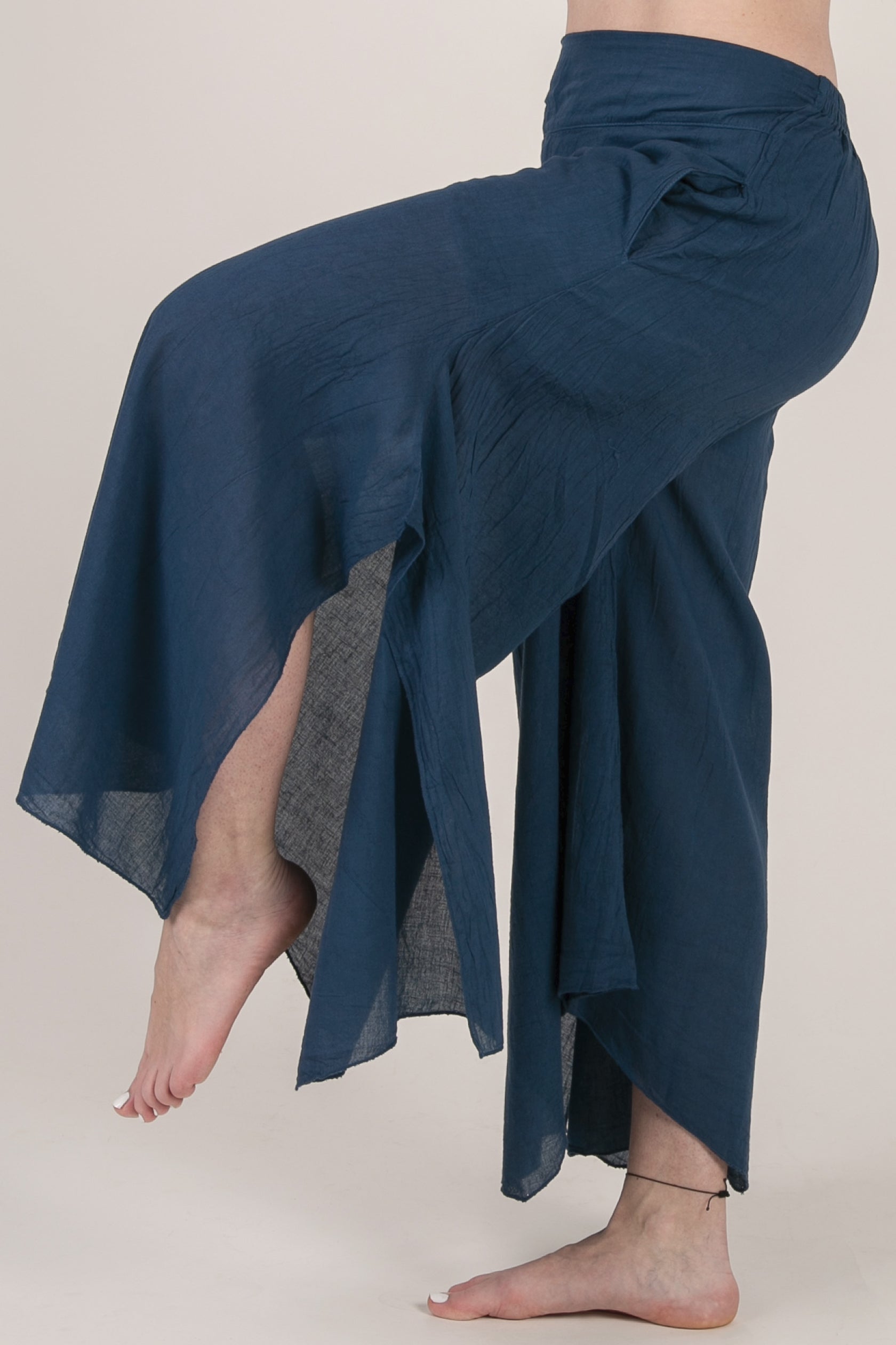 Breeze Navy Cotton Artisan Palatsihousut