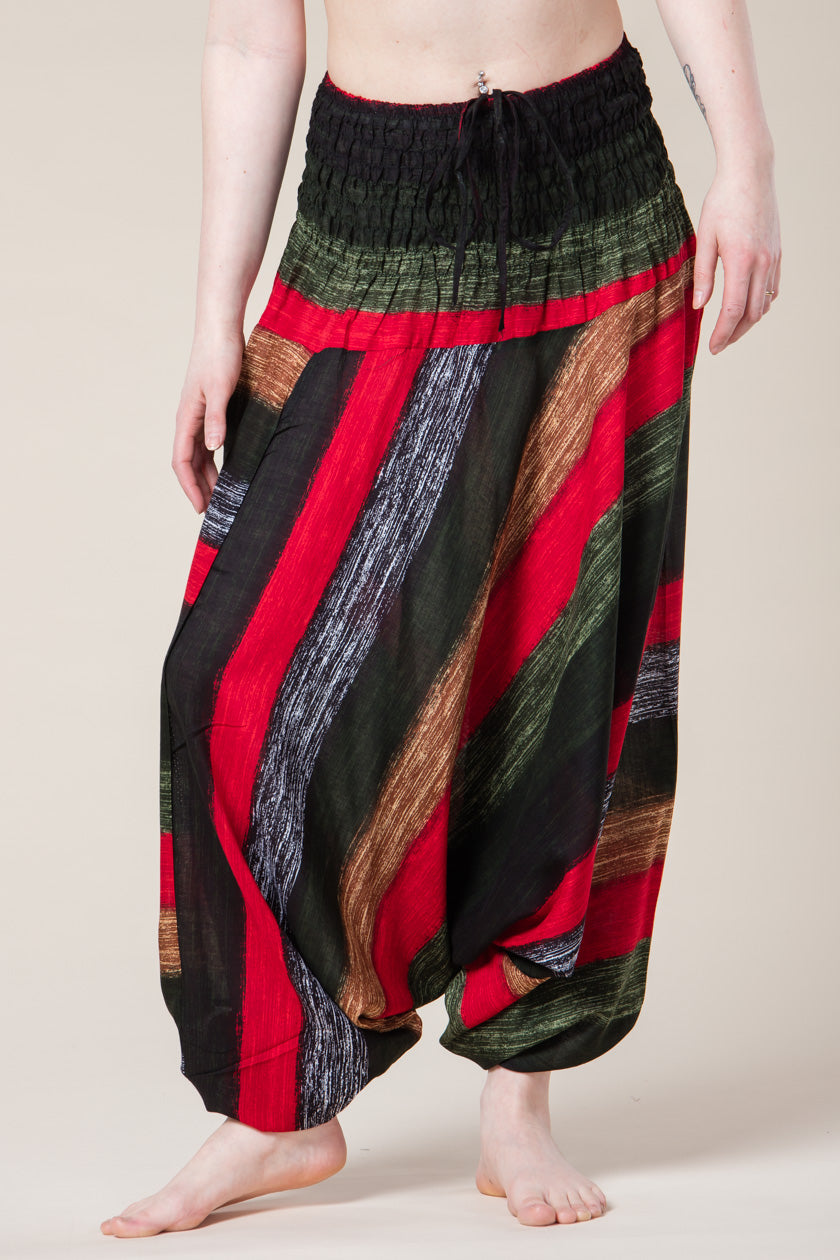 Vihreät low cut jumpsuit haaremihousut punaisilla raidoilla